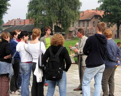 Foto Gruppe in Auschwitz